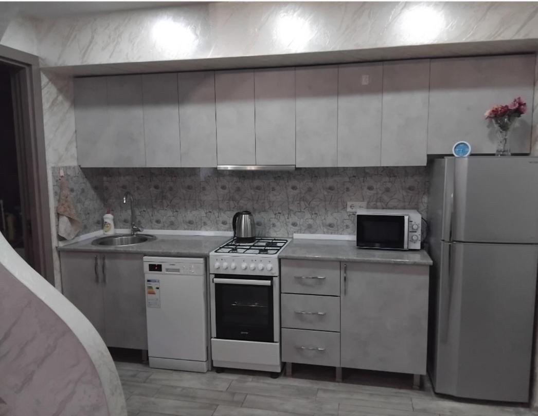 Apartament With Sea View Lejlighed Batumi Eksteriør billede